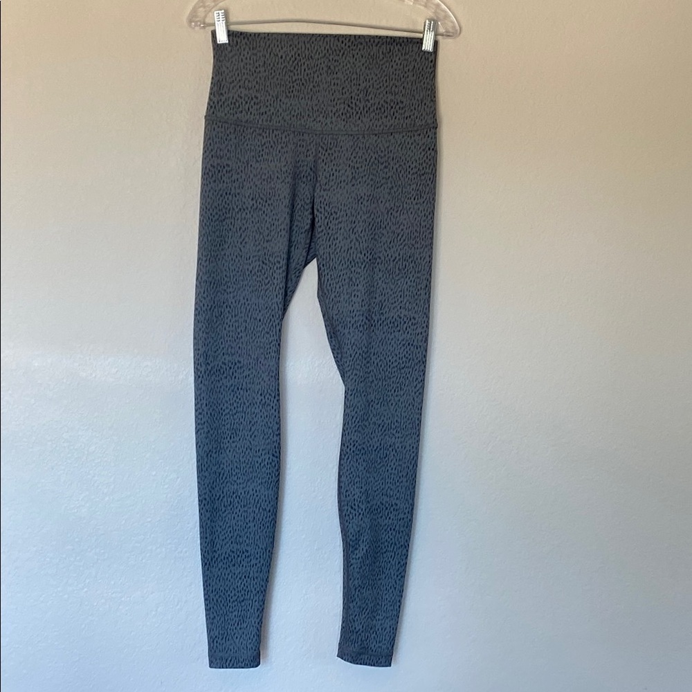 Lululemon Wunder Under leggings women’s Sz 8 Dottie Dash